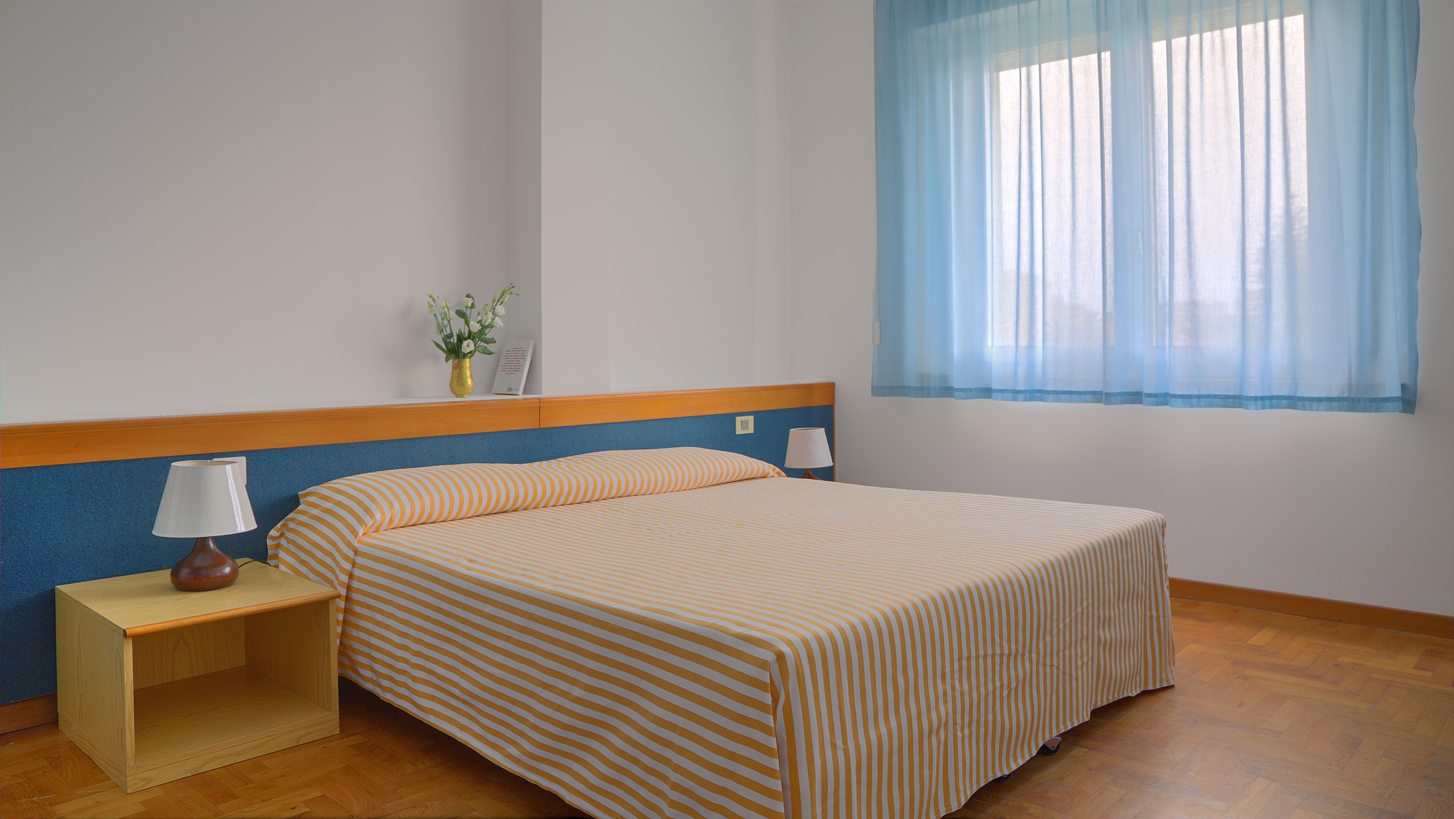 Hotel Mistral Oristano Esterno foto