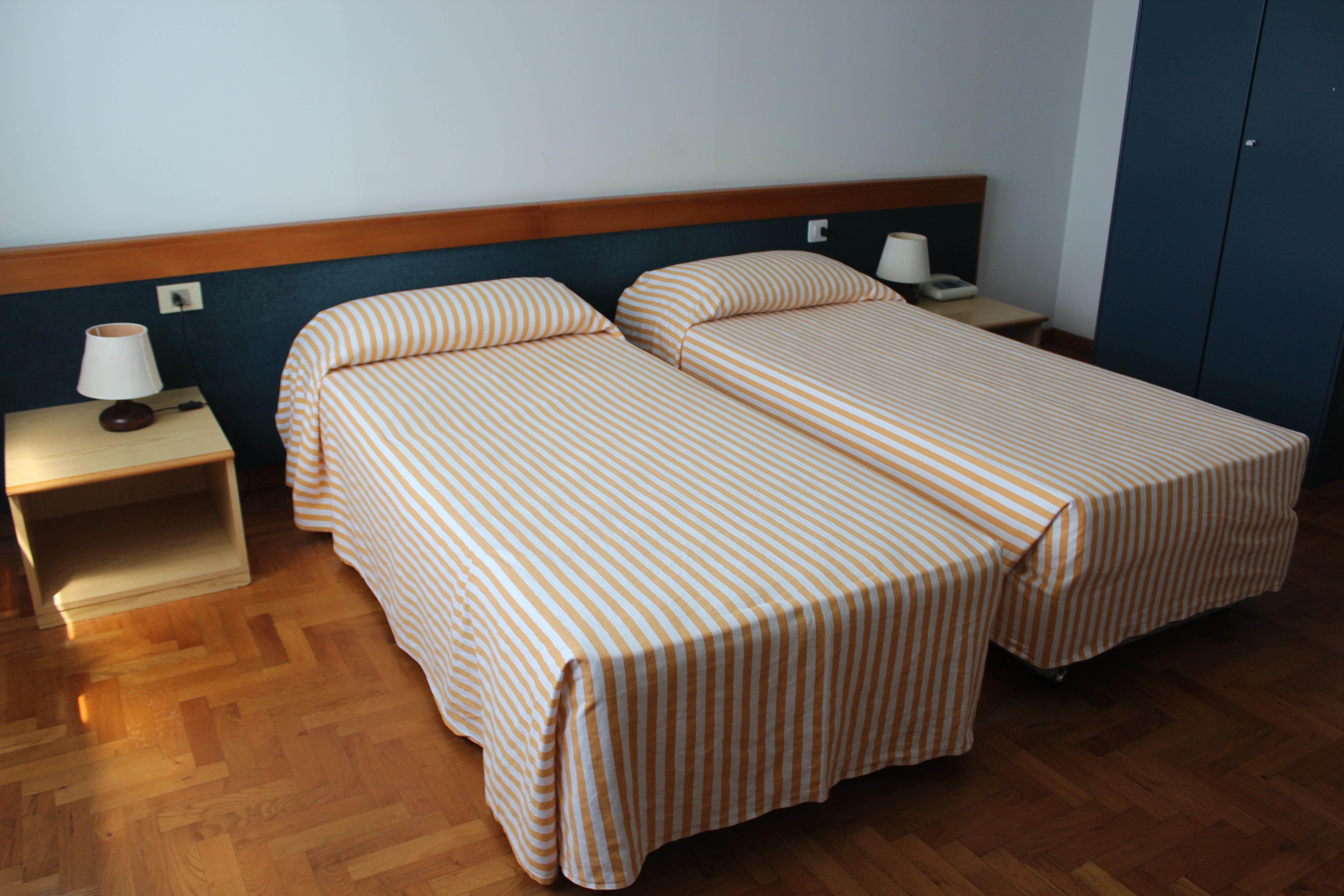 Hotel Mistral Oristano Esterno foto