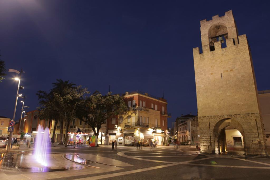 Hotel Mistral Oristano Esterno foto