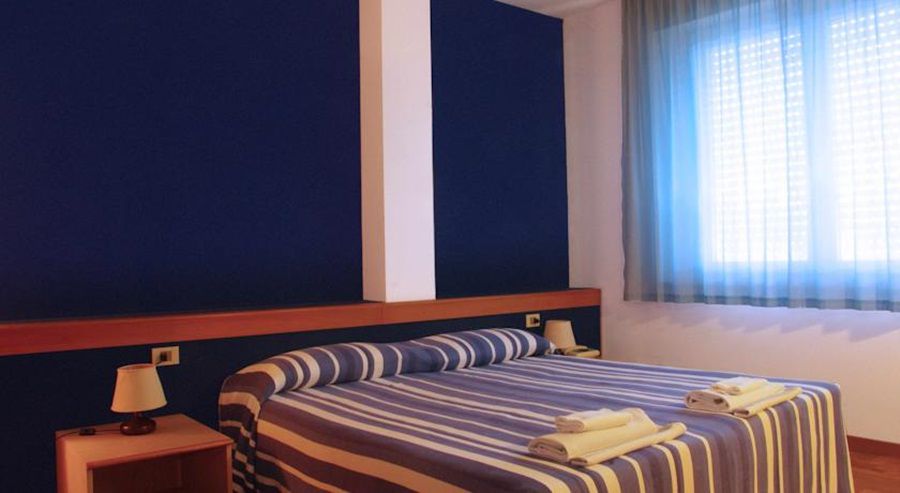 Hotel Mistral Oristano Esterno foto
