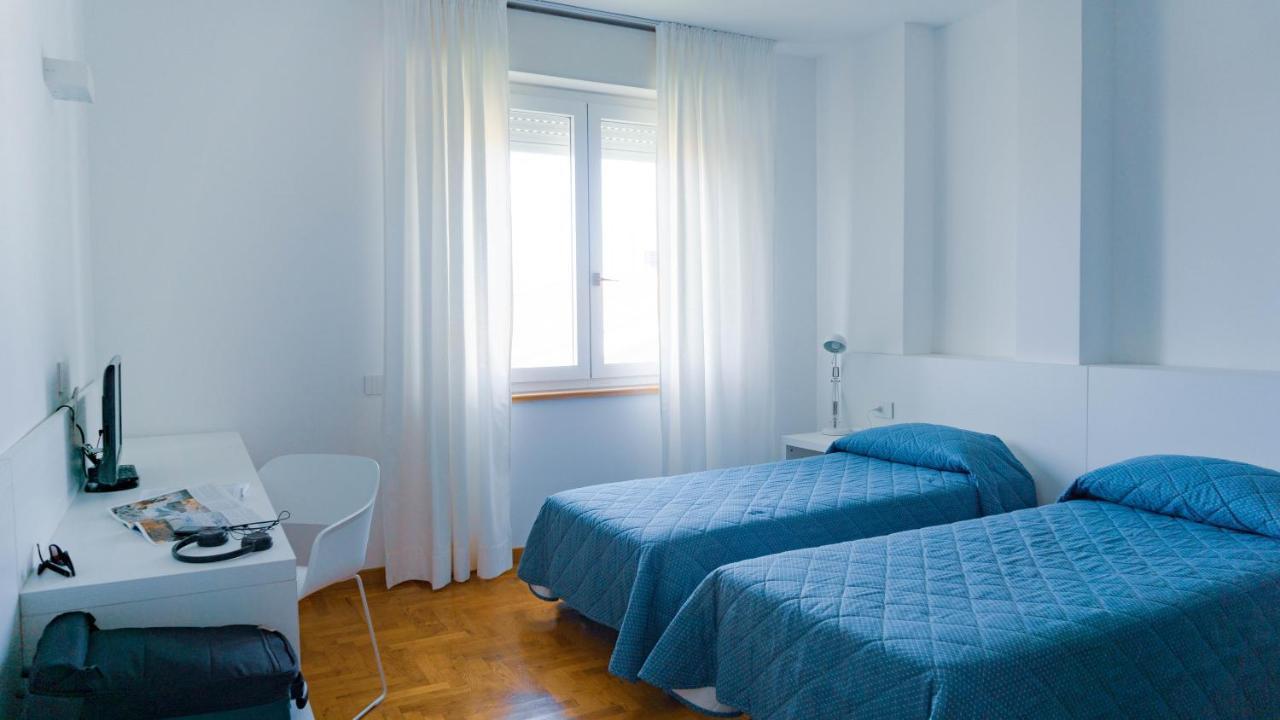 Hotel Mistral Oristano Esterno foto